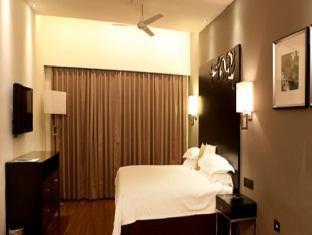 The Kay Hotel Vijayawāda Buitenkant foto